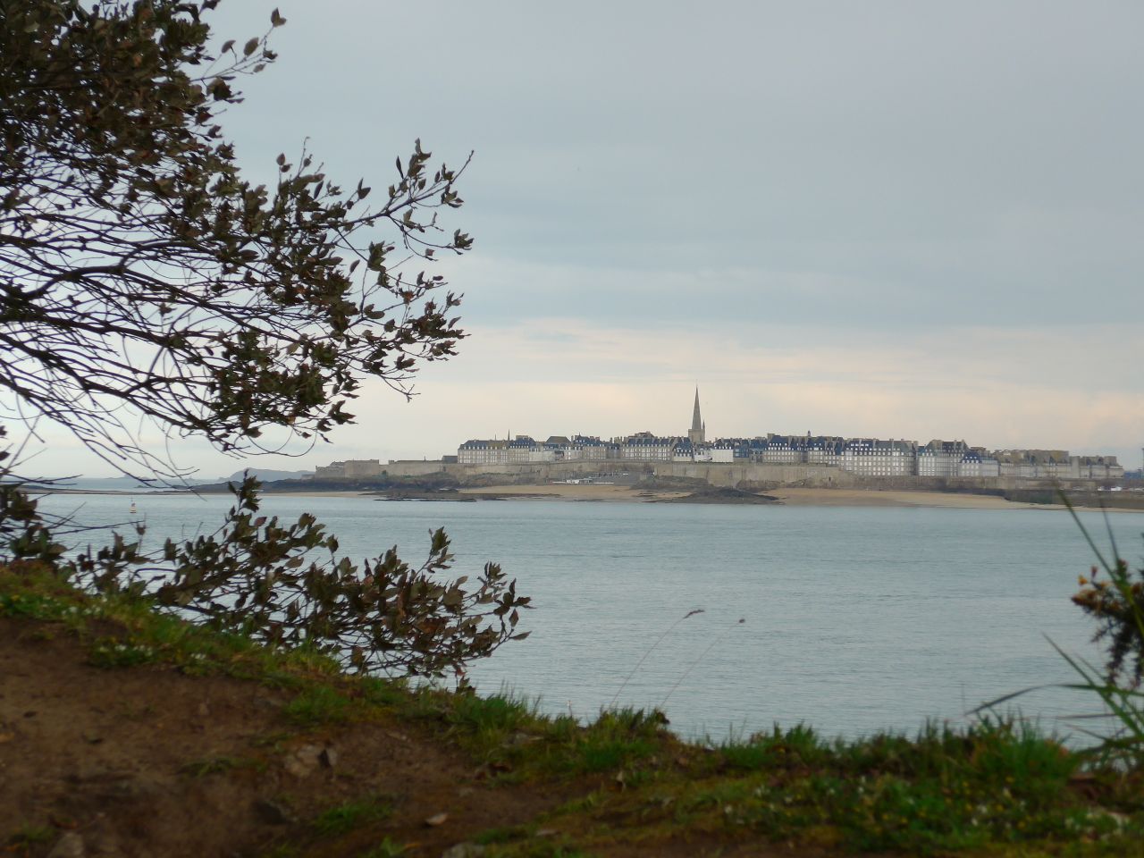 Saint Malo vue depuis Dinard